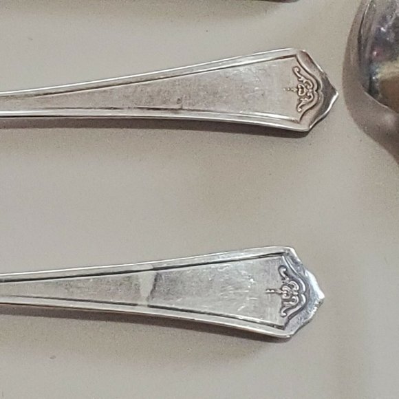 6 Vintage Manor A1 by R & B International Silver Silverplate Teaspoons 1923 - Picture 9 of 11
